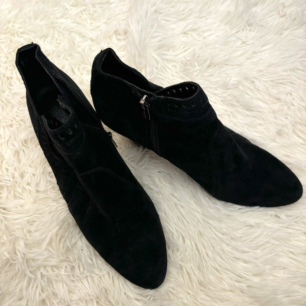 Vince Camuto Black Suede Ankle Bootie | Sz 8.5